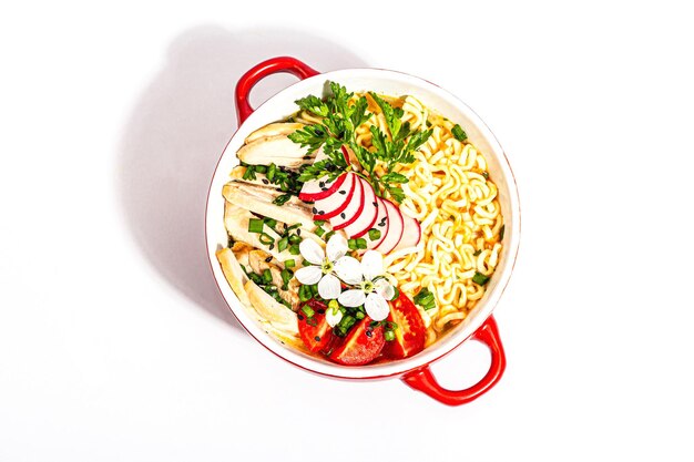 Miska hotového jedla